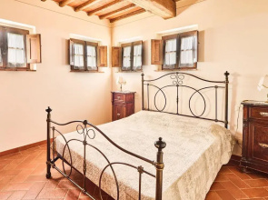 Serene Chianti Retreat