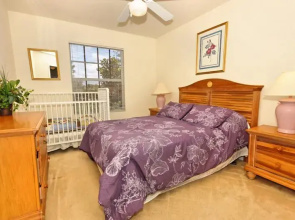 546 Windsor Place, the Abbey 5 Bedrooms, +3 Bath