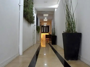 Summerhayes Lodge Room1