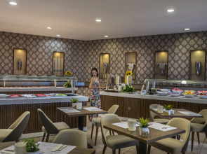 Pavlo Napa Beach Hotel