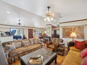 Countryside Spanish Hacienda W/ Spa, Horses, Views by Redawning
