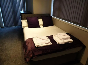 James Cook Accommodation