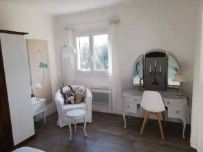 Chambre lumineuse, calme absolu