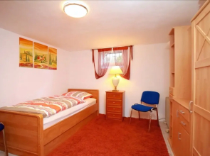 Private Apartment Fliederstraße