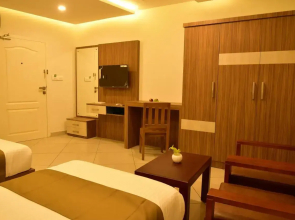 White Suite Hotel