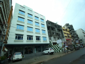 Hotel Limra Vadodara