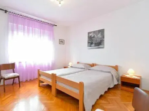 Apartments Mariza 1026