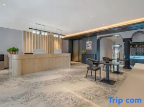 McLaren Hotel (Qinghe City)