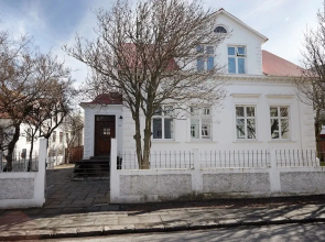 Casa Apartments