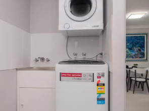 Chiswell Place Unit 7, 31 Warne Tce