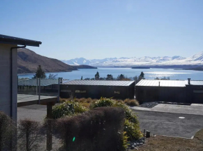 Hillcrest Lodge A
