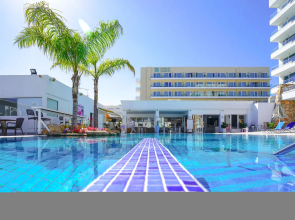 Melini Hotel Suites