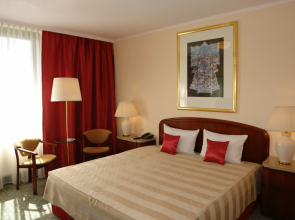 Booking Hotel & Spa