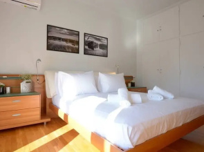 New Superb & Luminous 2 Bedroom Apartment