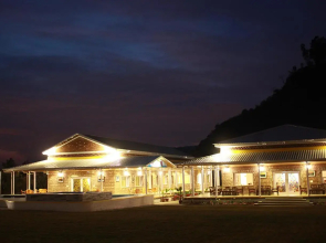 Four Banyans Spirit and Nature Resort