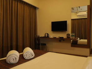 Skysuites By Monarch, Sanpada, Vashi - Navi Mumbai