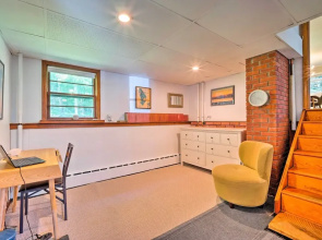 Nostalgic Vermont Escape in Manchester Center