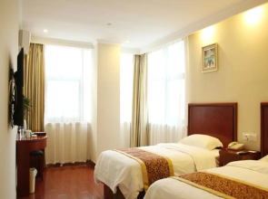GreenTree Inn ZhangJiaKou Qiaoxi District WuYi East Street JianXing Express Hotel
