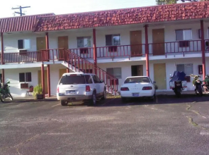 Budget Inn Darby