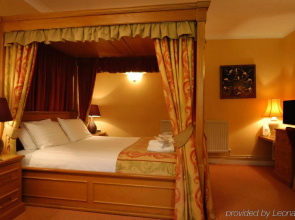 The Lodge Duxford