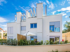 Villa Nika