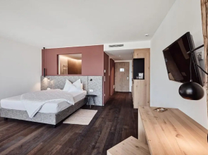 Haller Suites & Restaurant