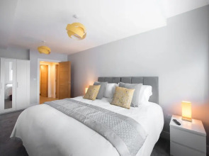 Space Apartments Modern Luxury 1 Bed