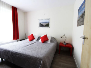 Stunning 2-bed Apartment in Egmond aan Zee Mantelm