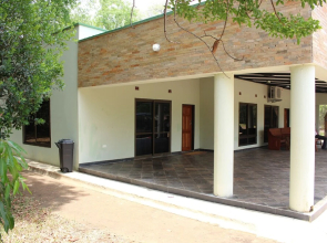 Waterfalls Apartments