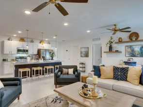 Beautiful Port St Lucie Home w/ Hot Tub!