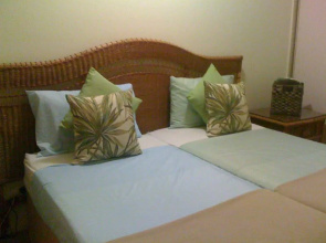 Rhythm of The Waterfalls - Resort Apartments