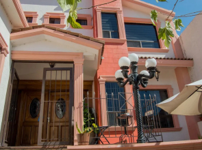 Paqui Bed & Breakfast