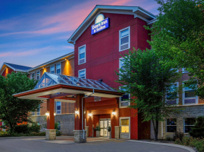 Days Inn & Suites by Wyndham Sherwood Park Edmonton