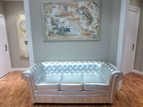 Super Balmes Guest House