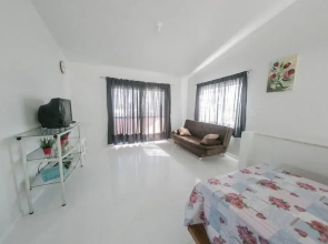 Sobrado 2 - Casa com piscina 10 pessoas