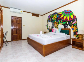 Panda Hotel（Patong Beach）