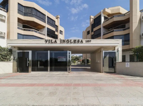 Ap w/ Balcony 200 m From the Beach Ingleses Vin202