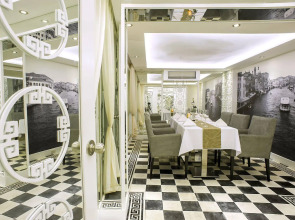 Minerva Church Hotel