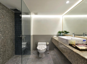 The Mulberry Bangkok Khaosan Road