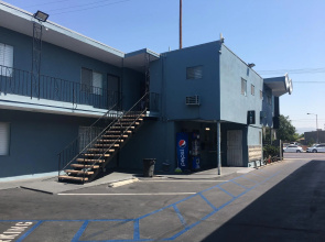 NOHO Hotel