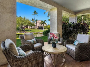 Spacious Hawaiian Unit w/ Lagoon View - AC & Wifi - Vrkcv
