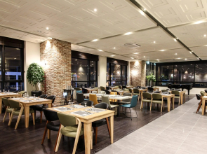 Golden Tulip Ever Yongin Hotel