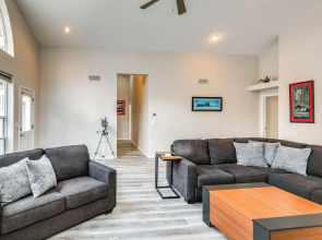 Near Hiking & Golf: Peaceful Home in Flagstaff!