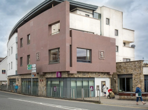 5 Courthouse Square Clifden