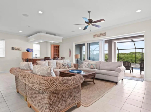 Beach Belle, 4 Bedrooms, Sleeps 10, Private Pool, Ocean Front, Elevator
