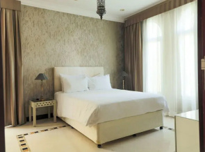 The Palm Jumeirah Villas - Frond D by Nasma Luxury Stays