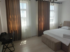 Assalom Apartment 6