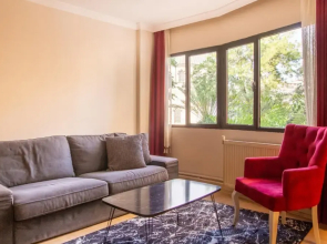 Pleasant and Central Flat With Balcony in Alsancak