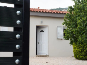 Spacious Seaview House with Garden at Palaiokastro