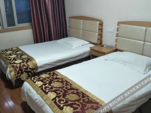 Fuyang Longjing Business Express Hotel